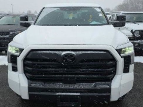 Used 2023 Toyota Tundra SR5 w/ SR5 Premium Package image 5