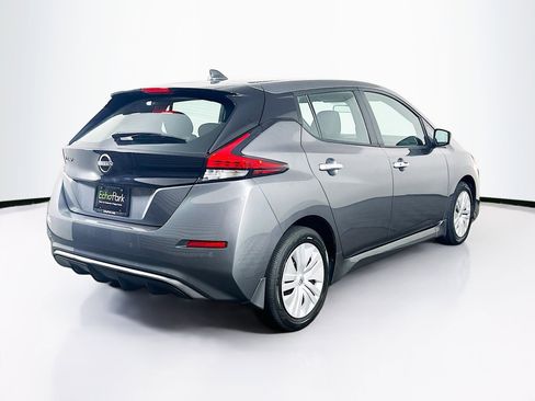 Used 2023 Nissan Leaf S image 9