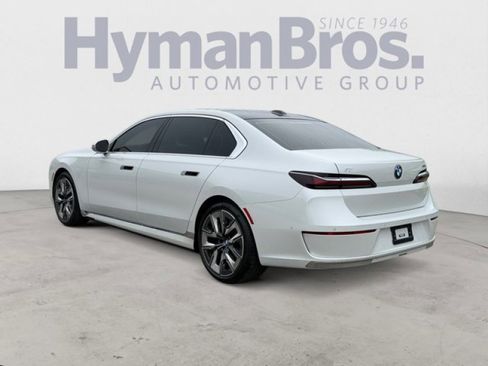 Used 2023 BMW i7 xDrive60 AWD/4WD image 5