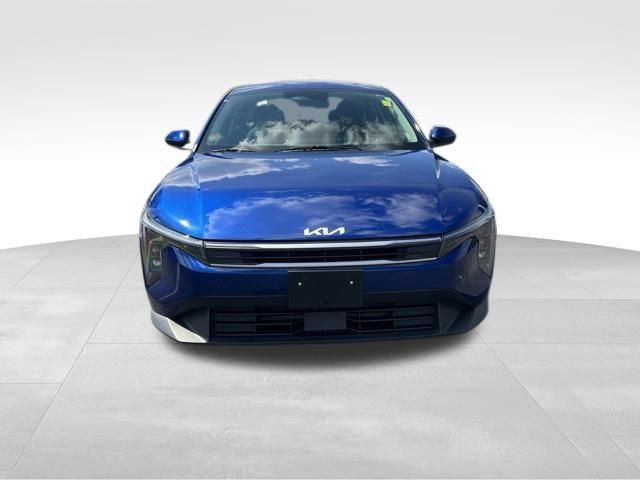 Certified 2025 Kia K4 FWD image 3