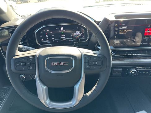 New 2025 GMC Sierra 2500 SLE w/ SLE Value Package; image 28