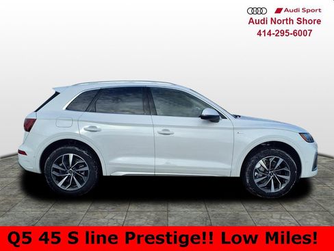 Used 2023 Audi Q5 2.0T Prestige w/ Prestige Package image 5