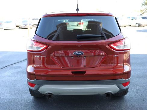 Used 2016 Ford Escape SE image 6