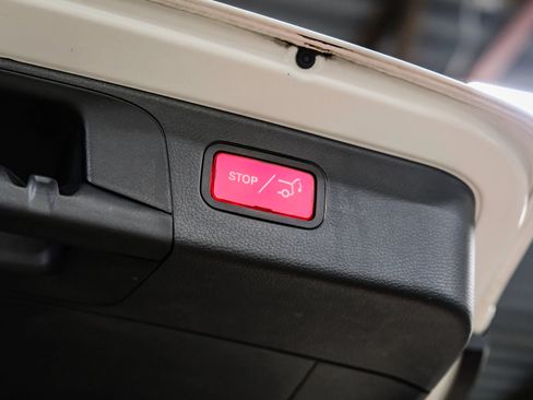 Used 2019 Mercedes-Benz GLC 300 image 65