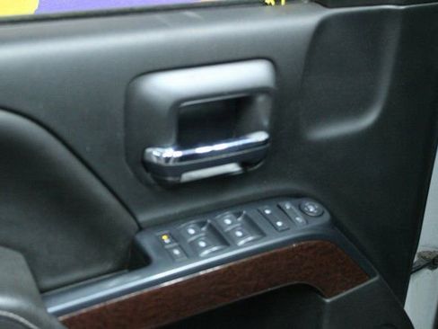 Used 2017 GMC Sierra 1500 SLE image 12