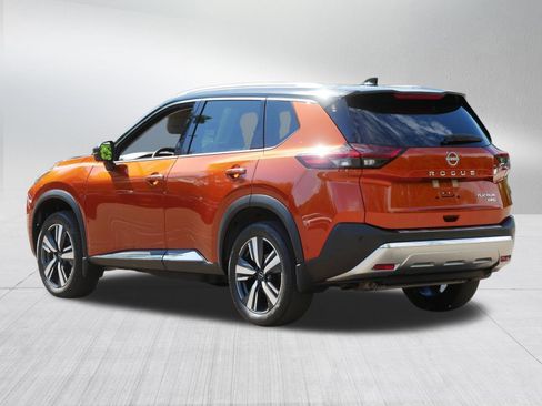 Certified 2023 Nissan Rogue Platinum w/ Platinum Premium Package AWD/4WD image 5