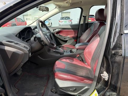 Used 2014 Ford Focus Titanium FWD image 13
