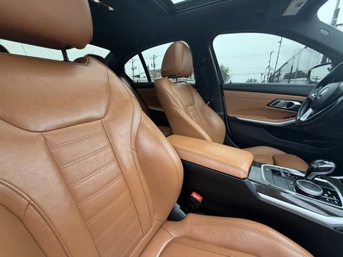 Used 2020 BMW 330i Sedan w/ Premium Package RWD image 25