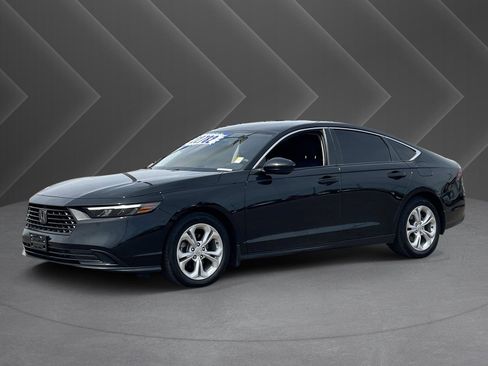 Used 2023 Honda Accord LX image 30
