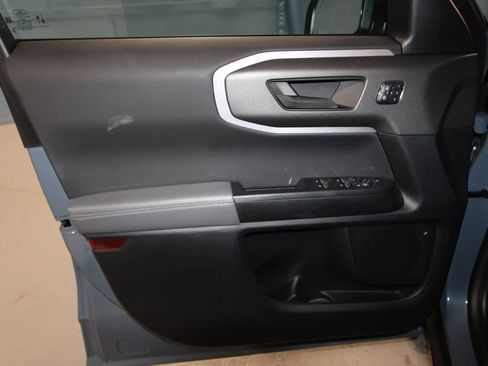 Used 2025 Ford Bronco Sport Badlands AWD/4WD image 5