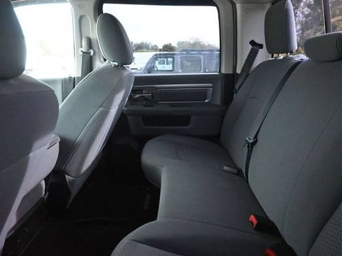 Used 2014 RAM 2500 SLT AWD/4WD image 11
