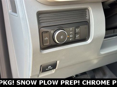 New 2026 Ford F250 XL w/ FX4 Off-Road Package image 9