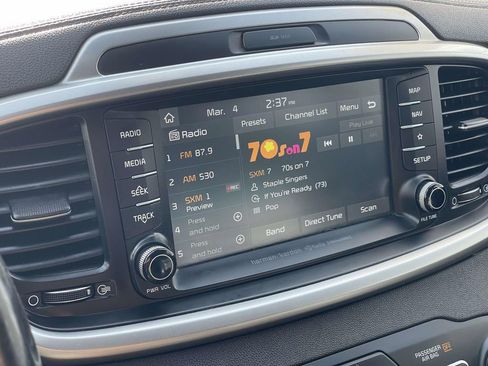 Used 2019 Kia Sorento EX w/ EX Touring Package image 12