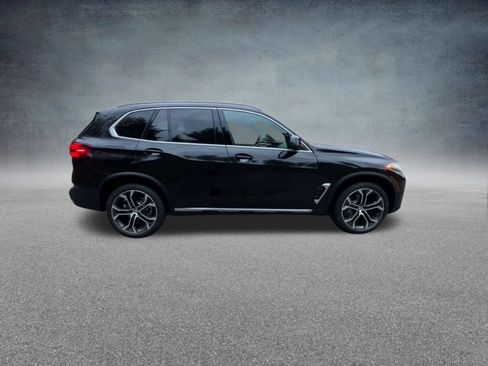 Used 2024 BMW X5 xDrive40i w/ Premium Package AWD/4WD image 26