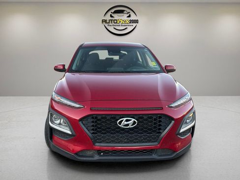 Used 2021 Hyundai Kona SE image 2