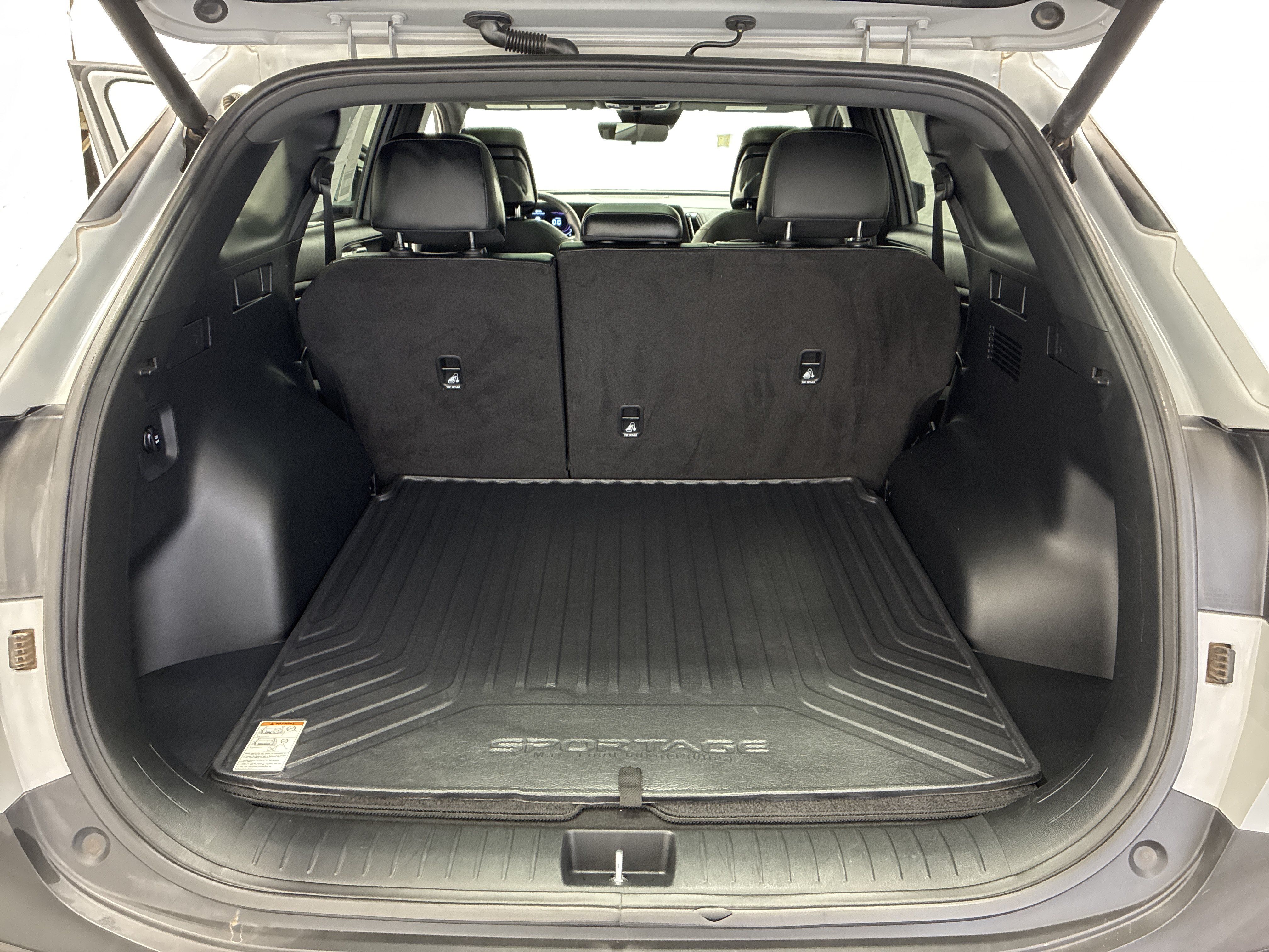 Certified 2025 Kia Sportage X-Line w/ Premium Package AWD/4WD image 8
