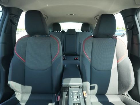 Used 2025 Toyota Prius Plug-In Hybrid FWD image 38