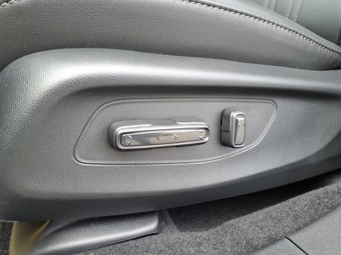 New 2026 Honda HR-V EX-L image 10