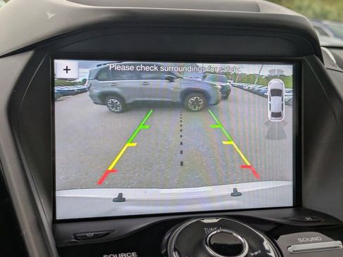 Used 2019 Ford Escape Titanium image 21