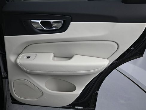 New 2026 Volvo XC60 B5 Ultra w/ Climate Package AWD/4WD image 15