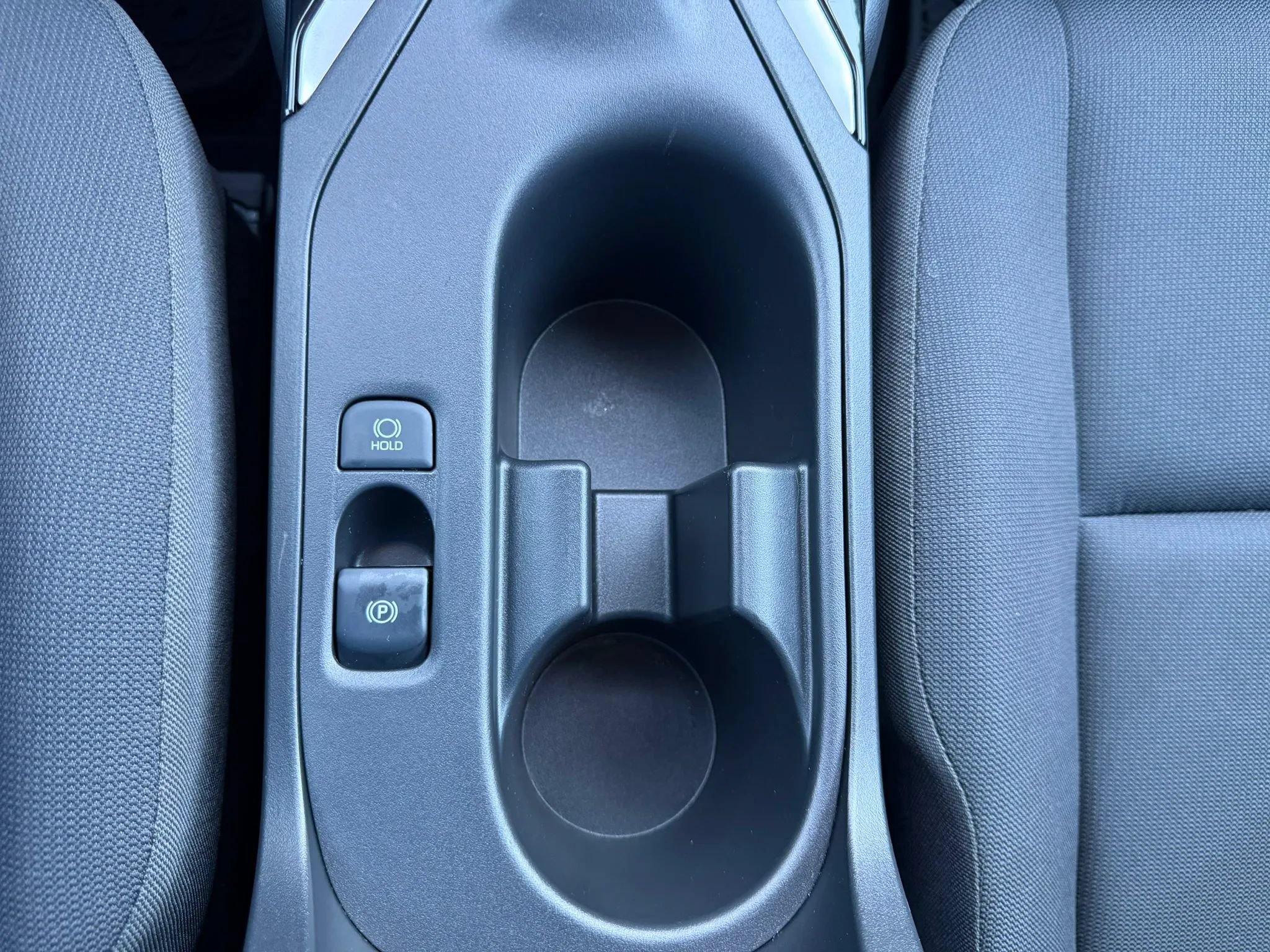 Used 2025 Toyota Corolla LE FWD image 34