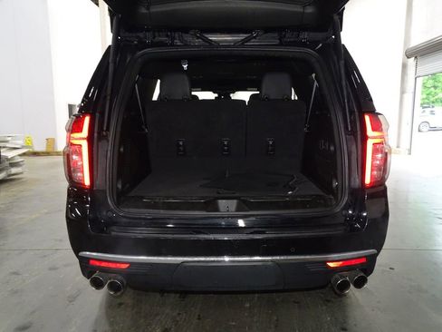 Used 2024 Chevrolet Suburban Premier image 14