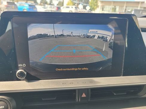Used 2023 Toyota Prius LE FWD image 21