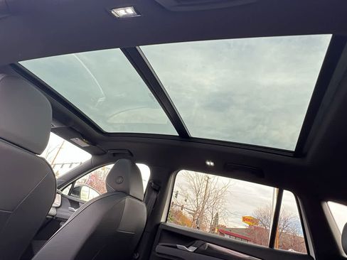 New 2026 Volkswagen Tiguan SE R-Line image 31