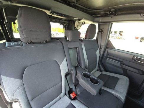 Used 2025 Ford Bronco Big Bend AWD/4WD image 16