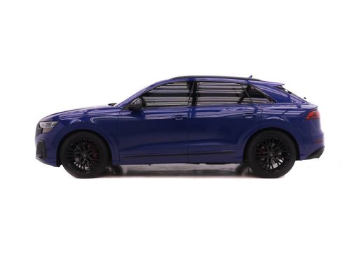 Certified 2025 Audi SQ8 Prestige w/ Prestige Package AWD/4WD image 3