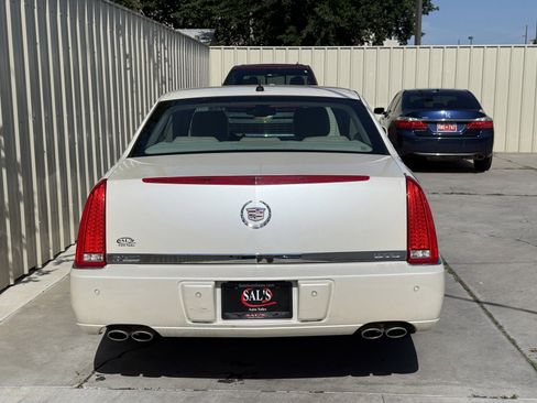Used 2008 Cadillac DTS FWD image 6
