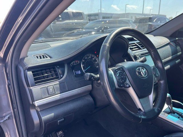 Used 2014 Toyota Camry SE w/ Fleet Convenience Package FWD image 9
