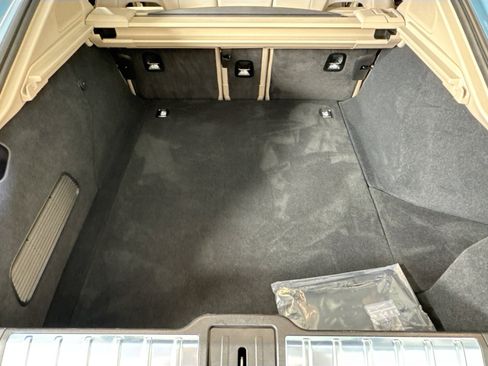 Certified 2025 Porsche Panamera 4 image 24