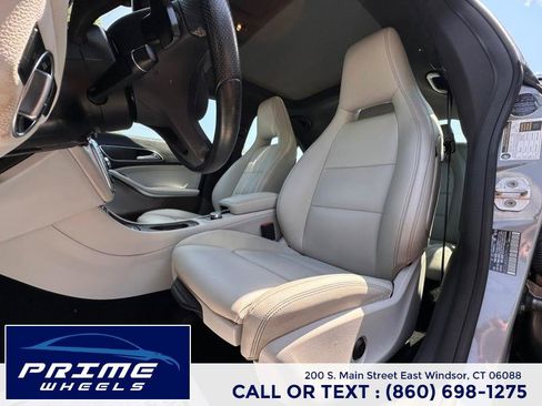 Used 2016 Mercedes-Benz CLA 250 image 10