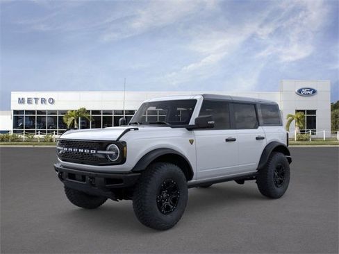 New 2025 Ford Bronco Badlands w/ Sasquatch Package image 1