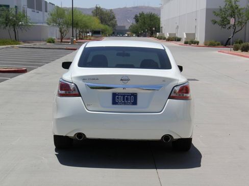 Used 2015 Nissan Altima 2.5 S w/ Power Driver Seat Package FWD image 6