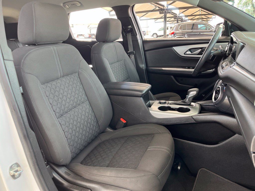 Used 2021 Chevrolet Blazer LT FWD image 28
