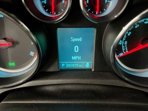 Used 2014 Buick Encore FWD image 13