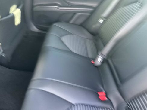 Used 2024 Toyota Camry SE image 13