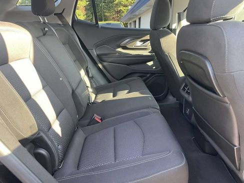 Used 2024 GMC Terrain SLE w/ Driver Convenience Package FWD image 20