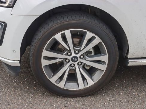 Used 2020 Ford Expedition Max Platinum image 7