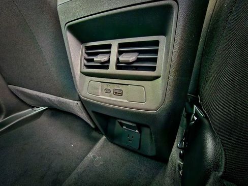 New 2026 GMC Canyon Elevation w/ Convenience Package image 32