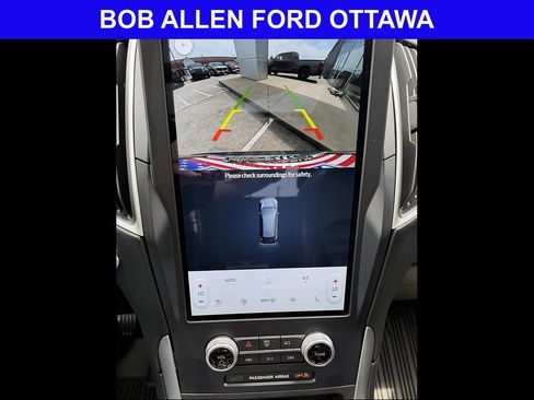Used 2023 Ford Edge SEL w/ Convenience Package AWD/4WD image 11
