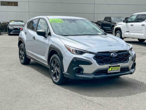 Used 2024 Subaru Crosstrek 2.0i w/ Crosstrek Mirror Package AWD/4WD image 3