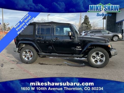 Used 2018 Jeep Wrangler Unlimited Sahara w/ Connectivity Group image 18