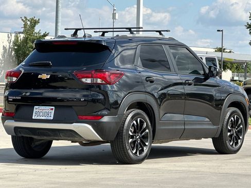 Used 2023 Chevrolet TrailBlazer LT w/ Convenience Package AWD/4WD image 6