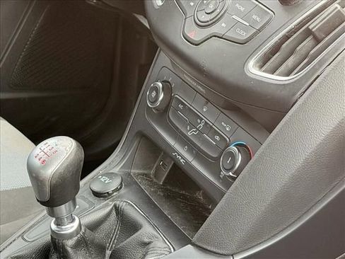 Used 2018 Ford Focus ST image 11