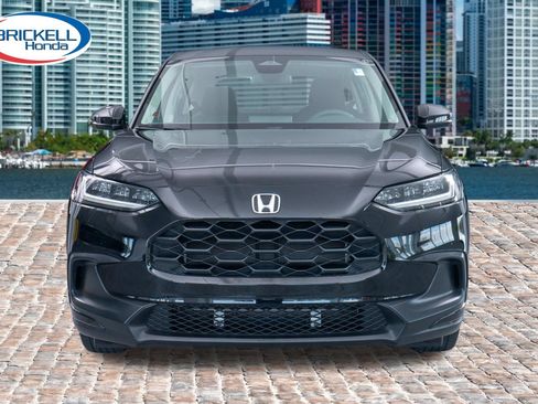 Certified 2024 Honda HR-V LX image 2