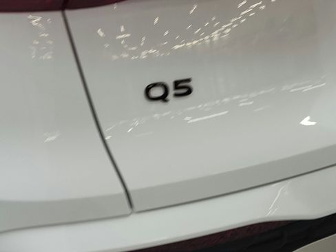 New 2025 Audi Q5 Premium image 12