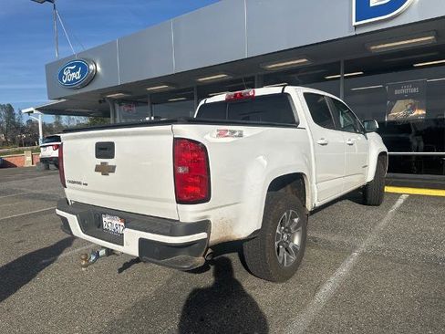 Used 2019 Chevrolet Colorado Z71 image 3